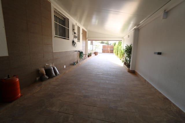 4 soverom Villa til salgs i El Chaparral - La Siesta - La Torreta, Torrevieja med svømmebasseng - € 785 000 (Ref: 10130829)