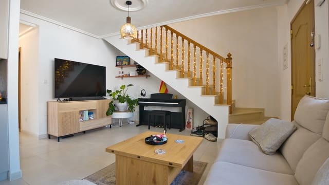 Pareado de 3 habitaciones en Ciudad Quesada, Rojales en venta con piscina - 239.950 € (Ref: 10132205)