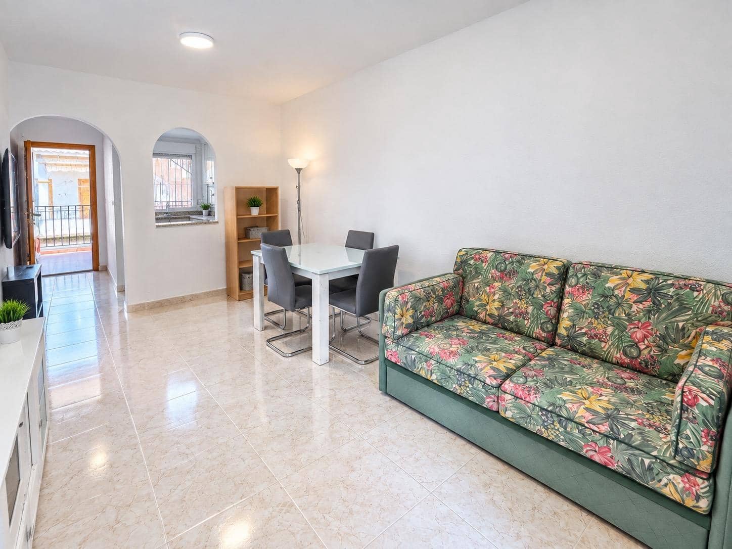 2 chambre Appartement à vendre à Torrevieja avec piscine - 149 000 € (Ref: 10132212)