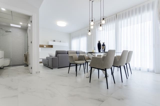 3 soveværelse Villa til salg i San Miguel de Salinas med swimmingpool garage - € 630.000 (Ref: 10132265)