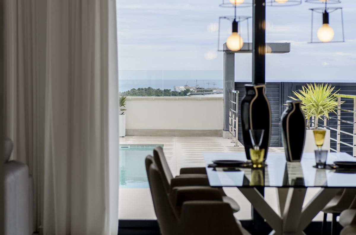 3 soveværelse Villa til salg i San Miguel de Salinas med swimmingpool garage - € 630.000 (Ref: 10132265)