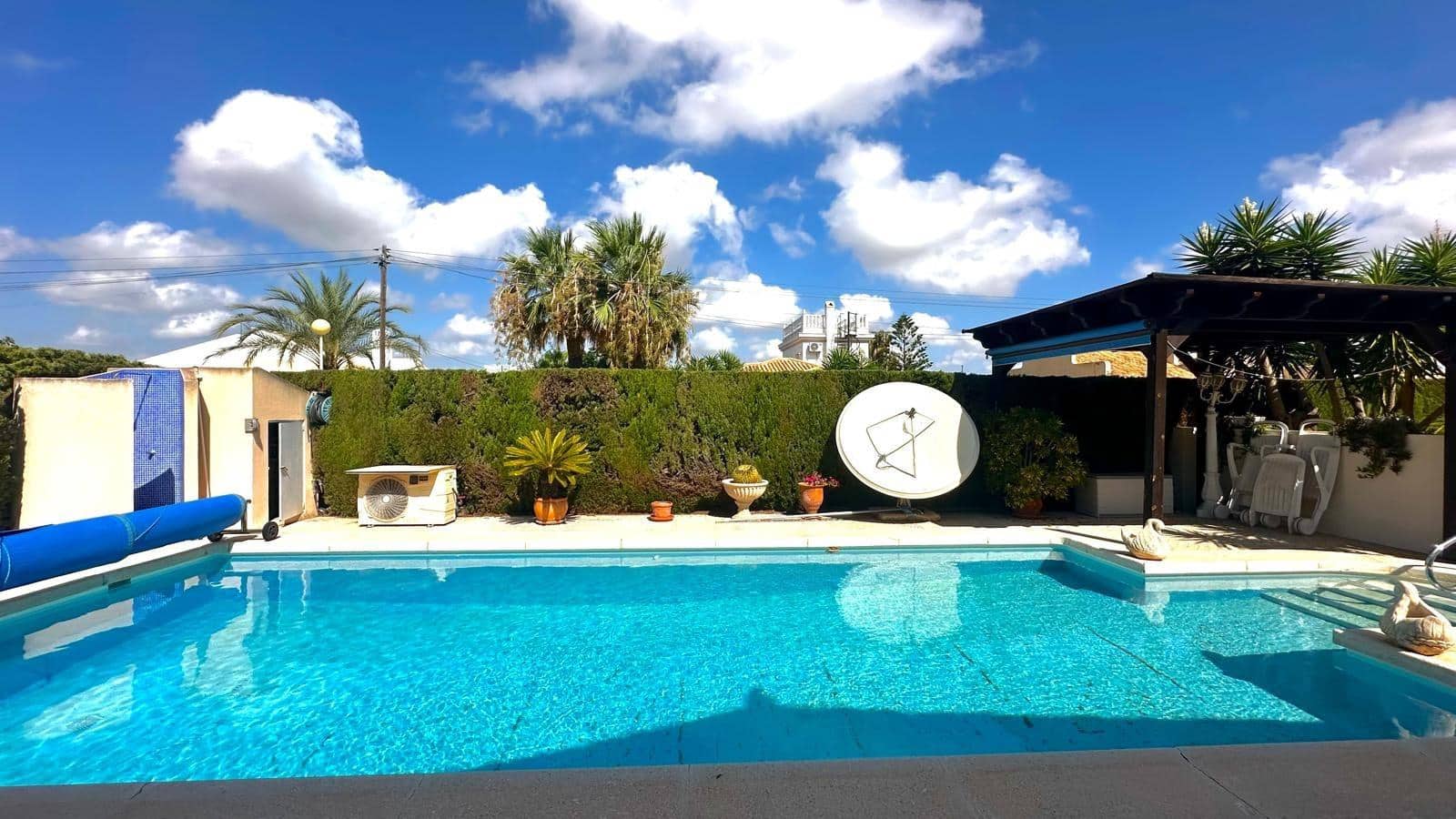 3 sovrum Villa till salu i Cabo Roig med pool garage - 850 000 € (Ref: 10132271)