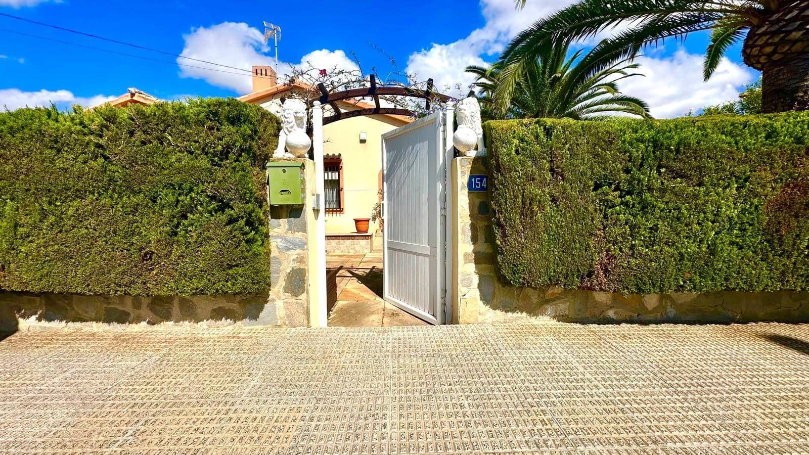 3 sovrum Villa till salu i Cabo Roig med pool garage - 850 000 € (Ref: 10132271)