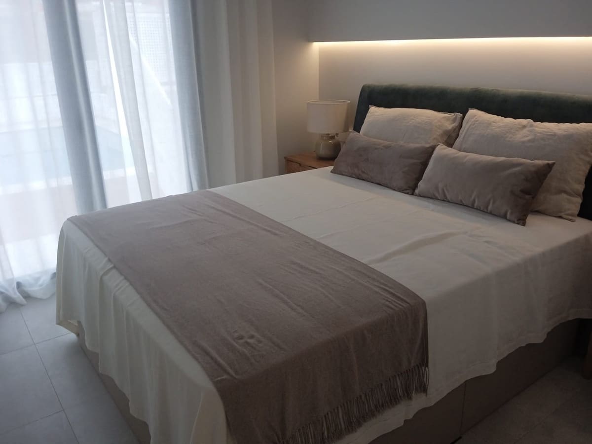 3 bedroom Villa for sale in Els Poblets with garage - € 475,000 (Ref: 10145401)