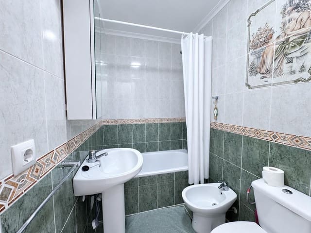 1 soveværelse Penthouse til salg i Playa de los Locos, Torrevieja - € 118.500 (Ref: 10148211)