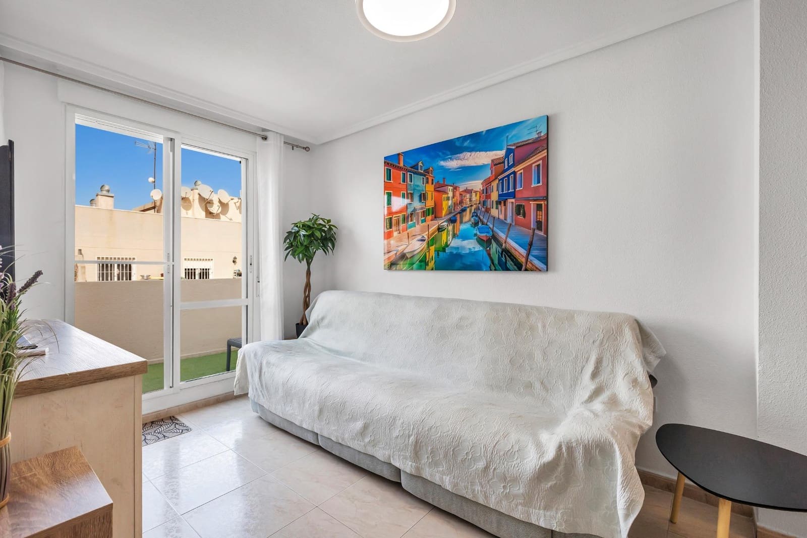3 bedroom Penthouse for sale in Torrevieja with pool - € 189,000 (Ref: 10158787)