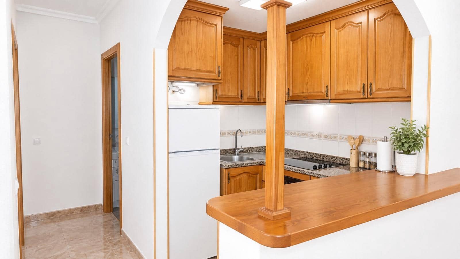 2 quarto Bungalow para venda em Torrevieja com piscina - 173 900 € (Ref: 10158790)