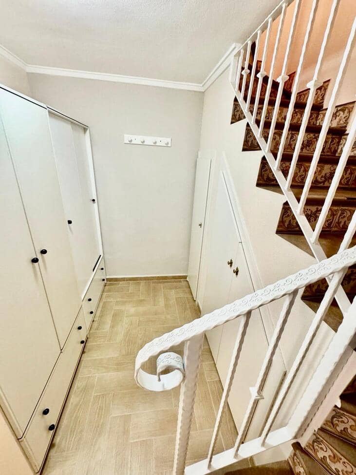 3 quarto Casa em Banda para venda em Torrevieja - 199 000 € (Ref: 10165826)