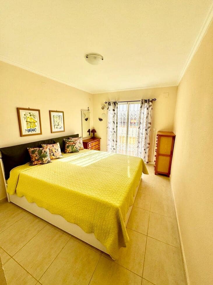 3 quarto Casa em Banda para venda em Torrevieja - 199 000 € (Ref: 10165826)