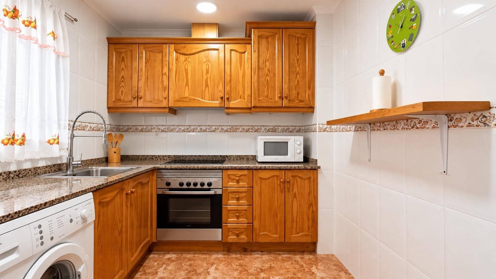 2 soveværelse Lejlighed til salg i Torrevieja med swimmingpool - € 140.000 (Ref: 10169285)