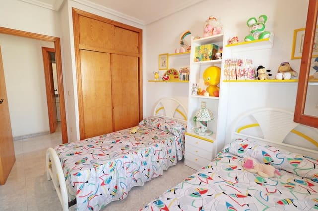 3 soveværelse Penthouse til salg i Avenida Habaneras - Curva de Palangre, Torrevieja med swimmingpool - € 179.000 (Ref: 10169293)
