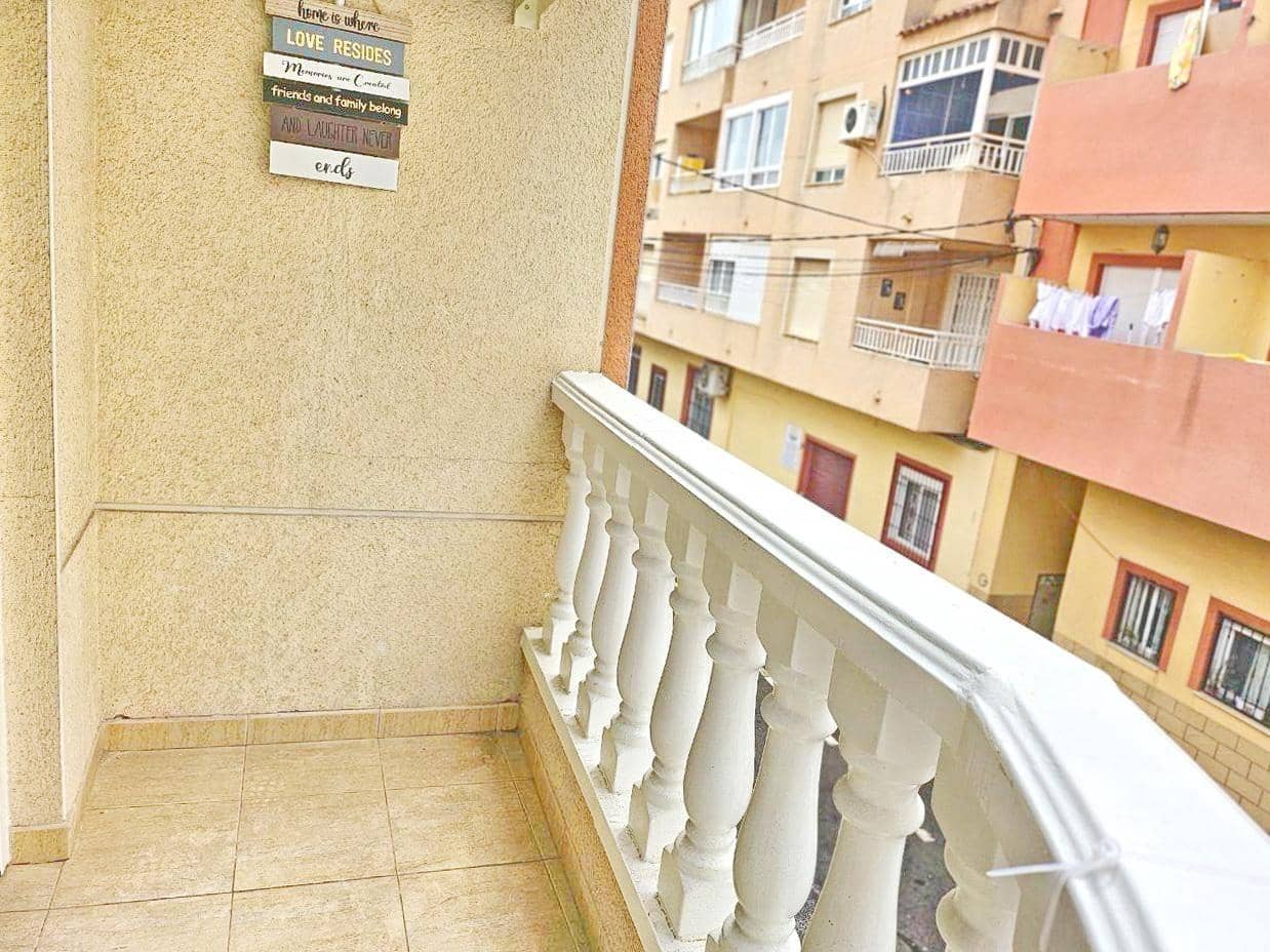 2 soveværelse Lejlighed til salg i Torrevieja med swimmingpool - € 155.900 (Ref: 10169311)