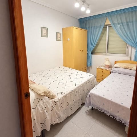 2 soverom Leilighet til salgs i Los Europeos, Torrevieja med garasje - € 169 900 (Ref: 10176126)