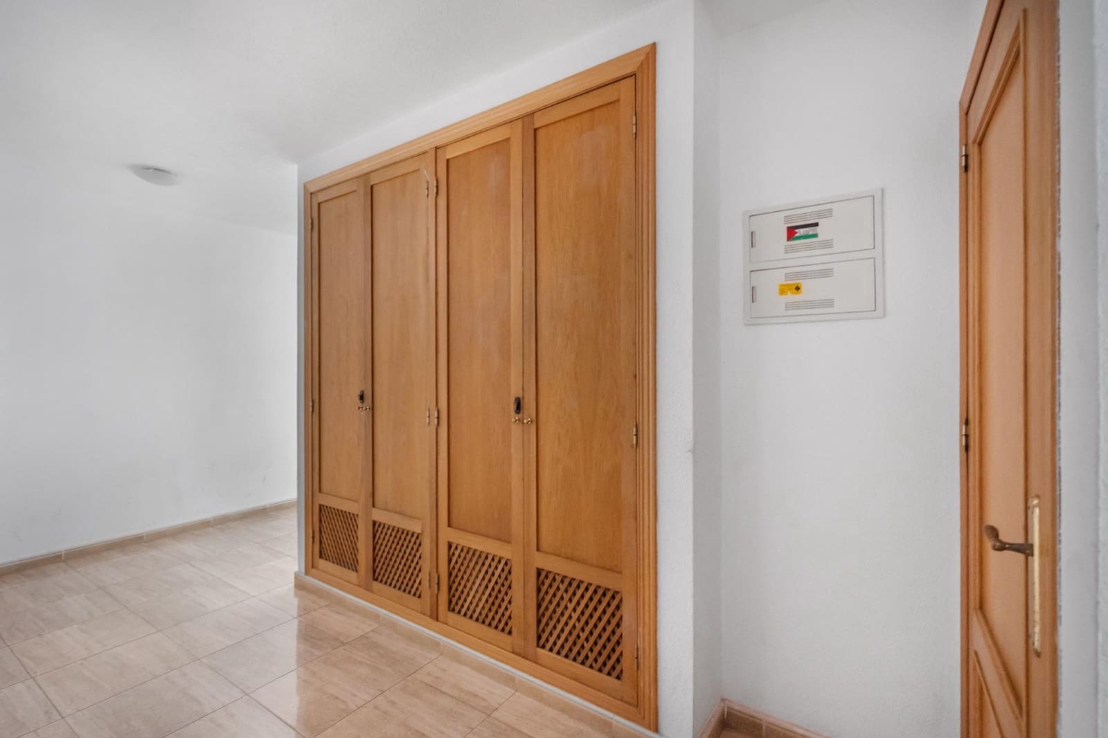 4 soveværelse Lejlighed til salg i Torrevieja - € 199.900 (Ref: 10176132)