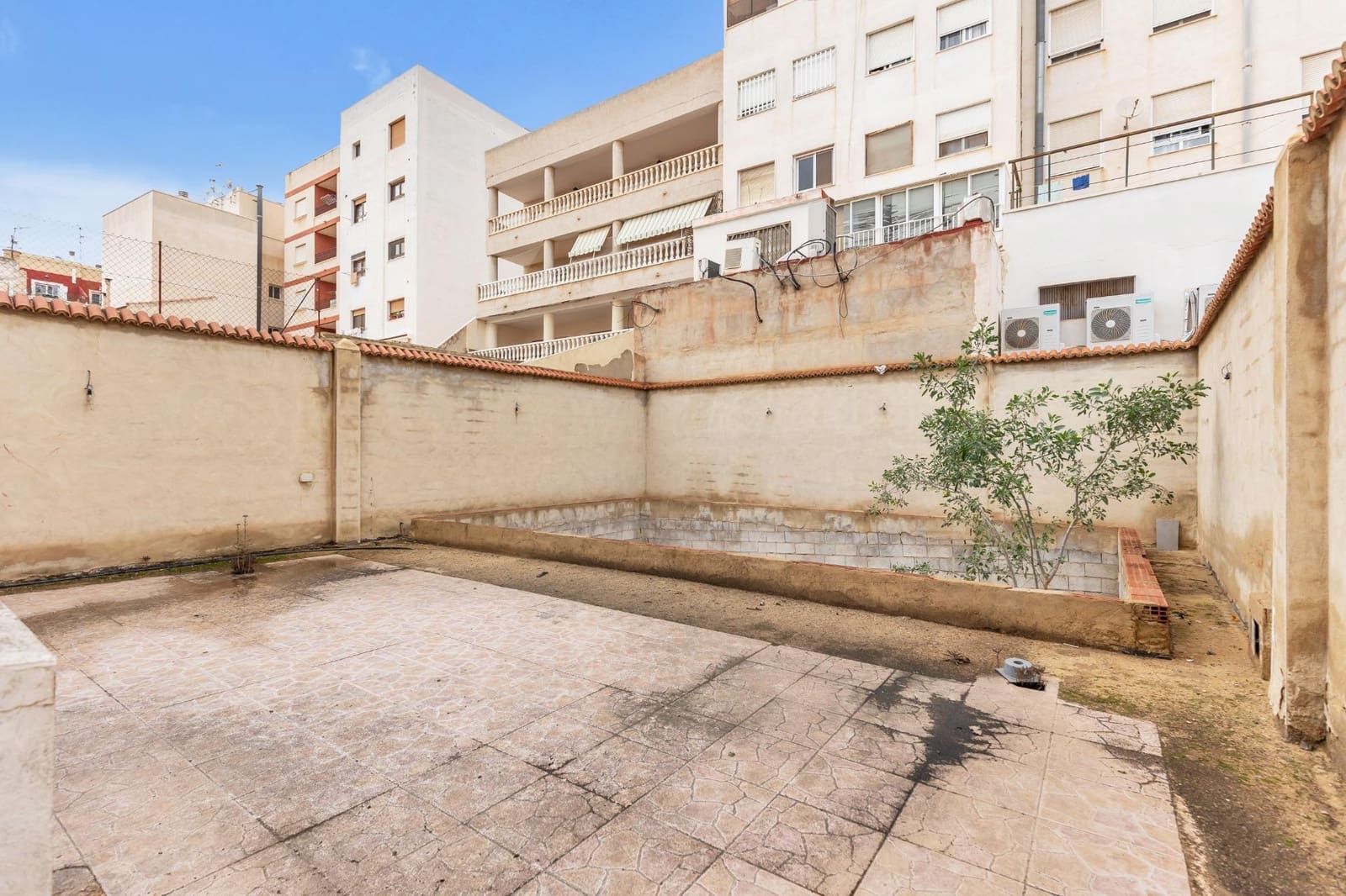 4 soveværelse Lejlighed til salg i Torrevieja - € 199.900 (Ref: 10176132)