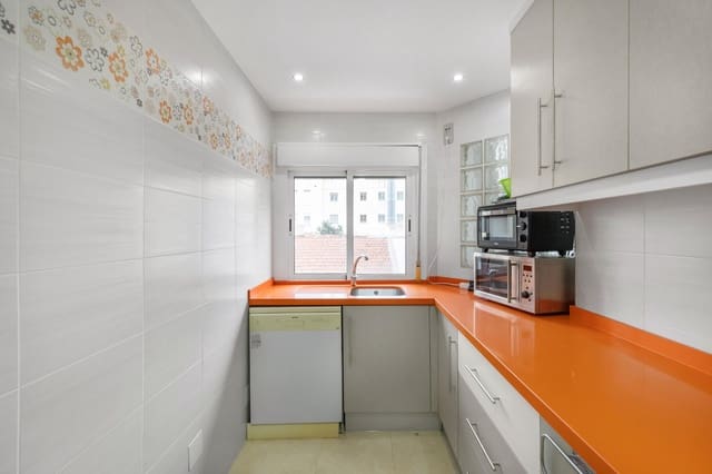 4 soveværelse Lejlighed til salg i Centro - Muelle Pesquero, Torrevieja - € 199.900 (Ref: 10176132)