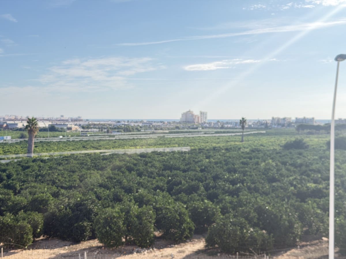 Adosado de 3 habitaciones en Los Balcones en venta con piscina - 229.995 € (Ref: 10176140)