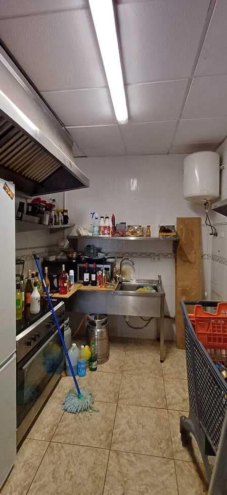 Erhverv til salg i Torrevieja - € 59.000 (Ref: 10179736)
