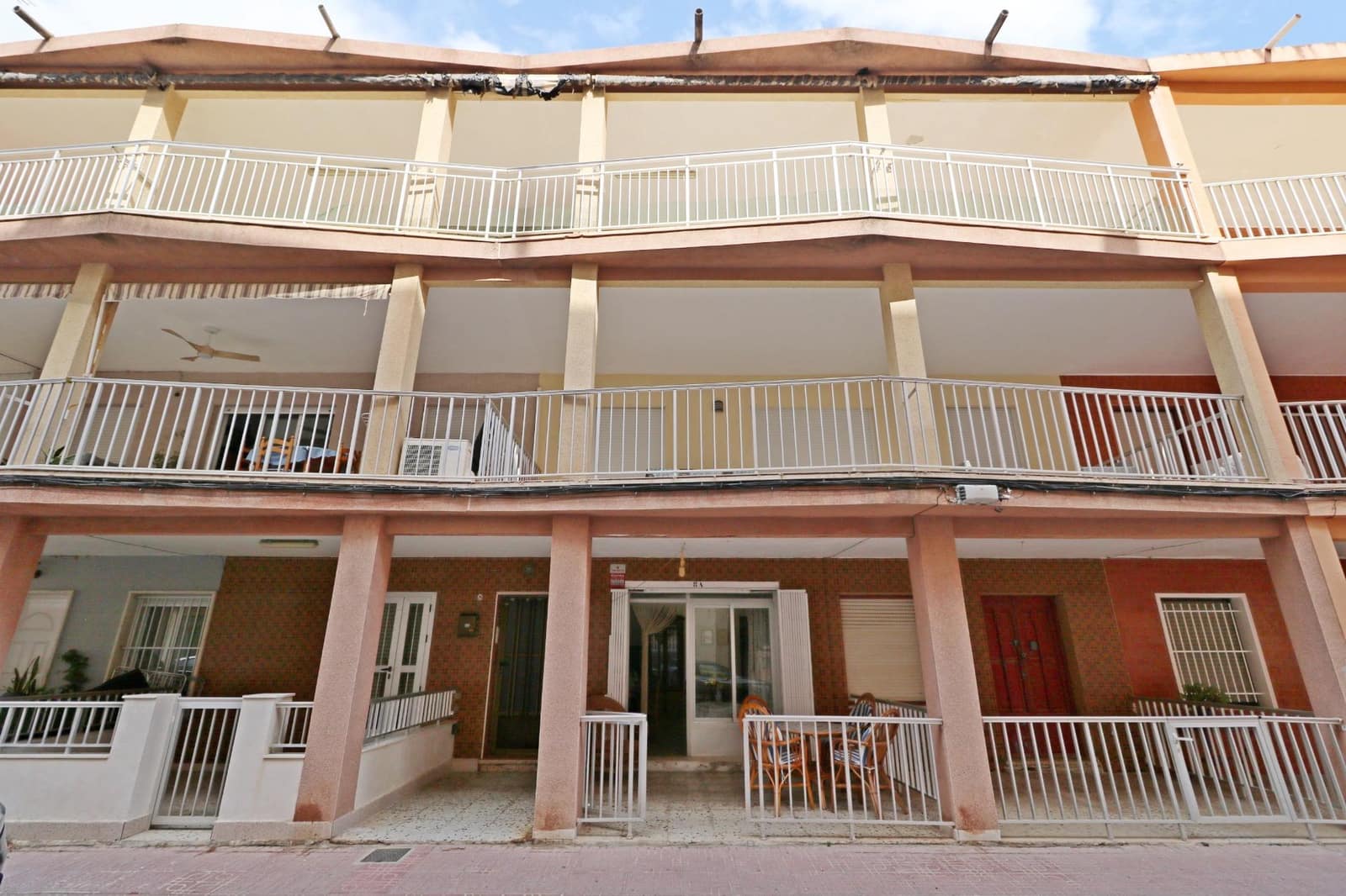 Apartamento de 3 habitaciones en Torrevieja en venta - 168.000 € (Ref: 10183986)
