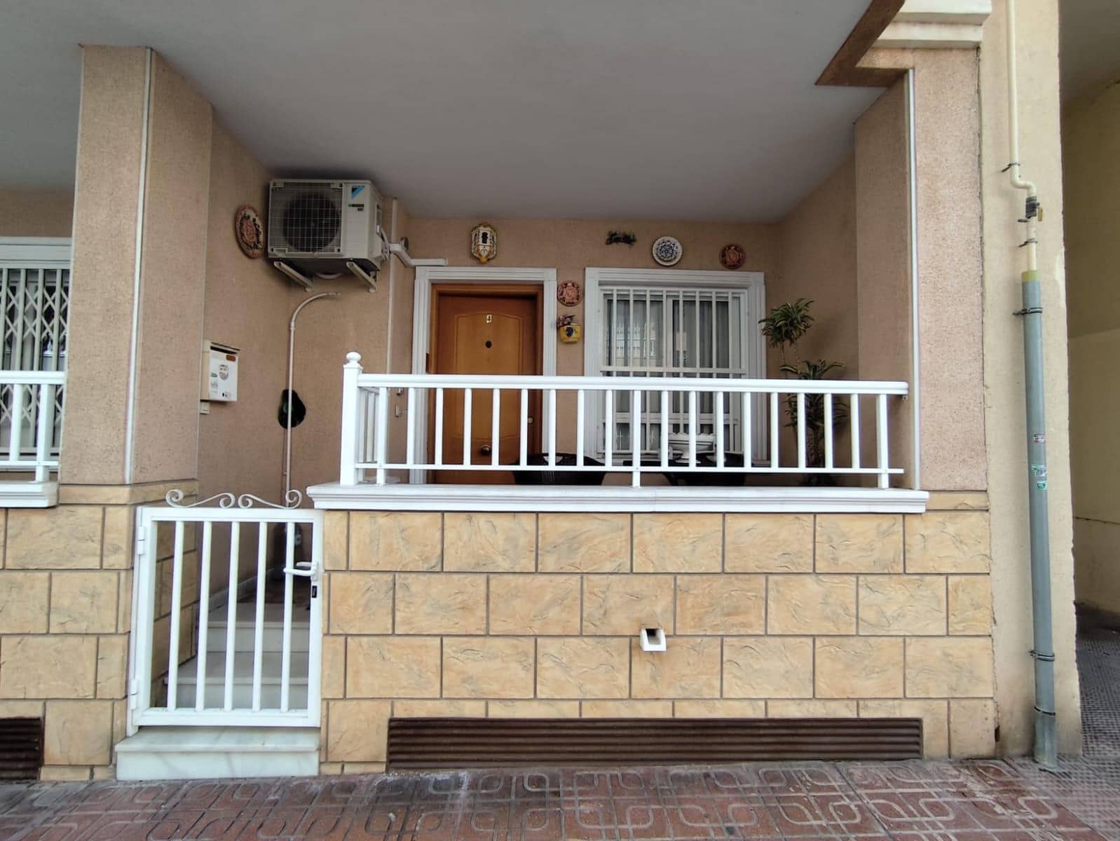 2 soverom Leilighet til salgs i Torrevieja - € 124 900 (Ref: 10184007)