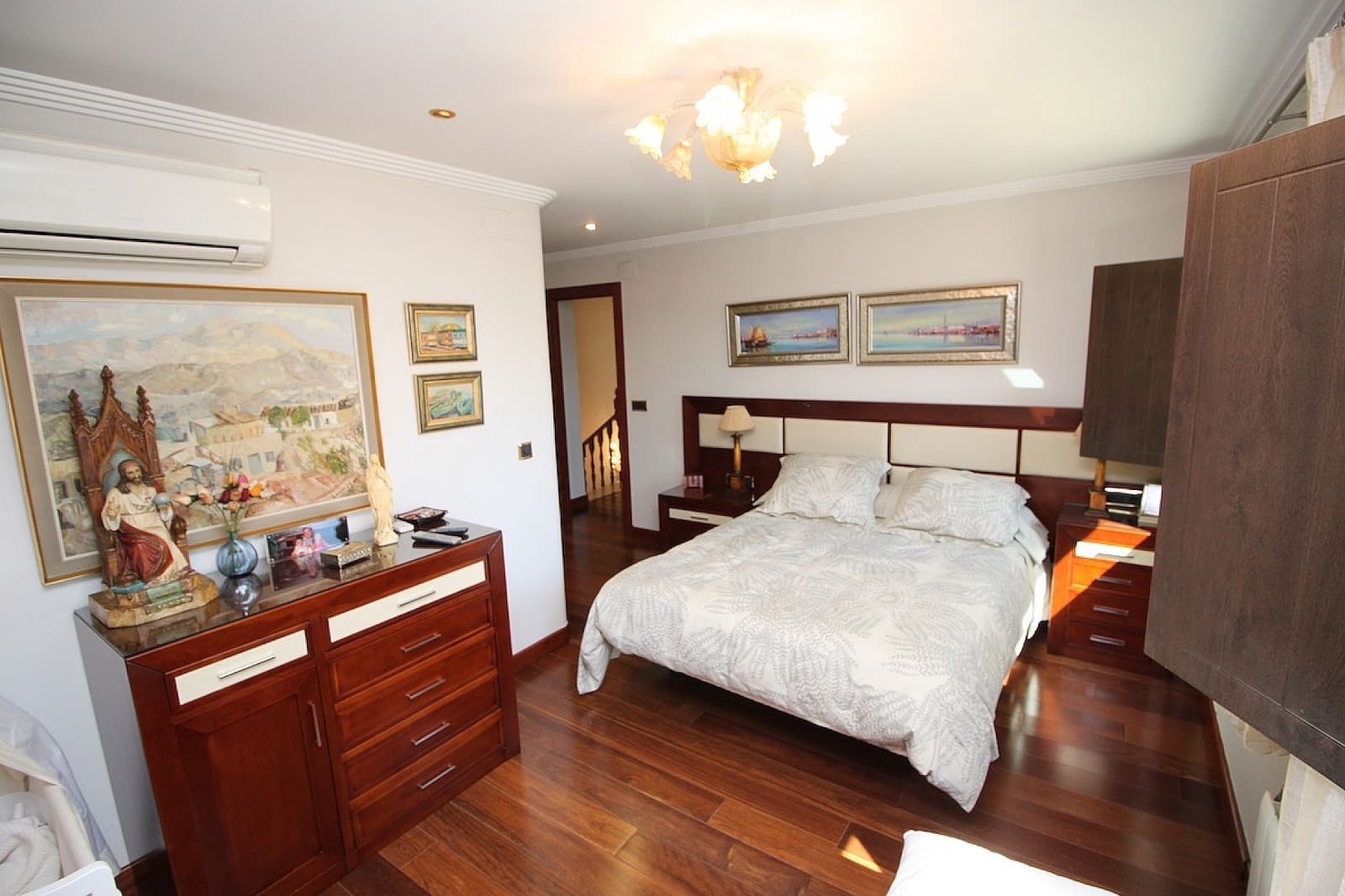 4 soverom Villa til salgs i Monovar / Monover med garasje - € 499 995 (Ref: 5468229)