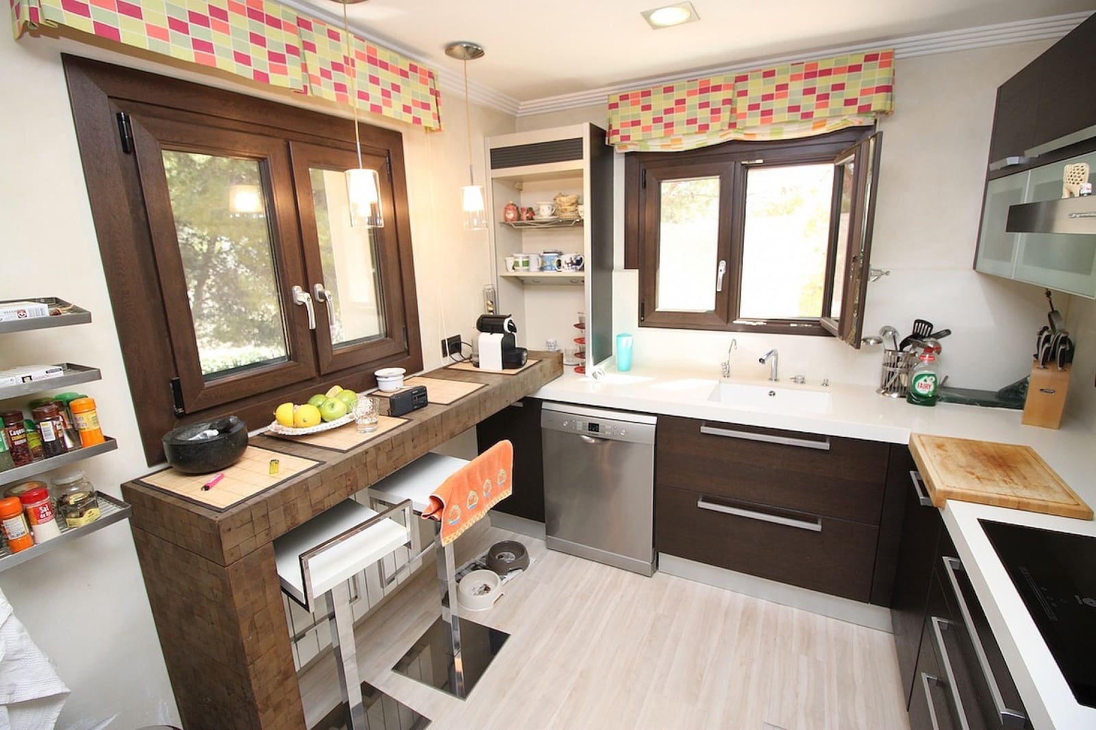 4 soverom Villa til salgs i Monovar / Monover med garasje - € 499 995 (Ref: 5468229)