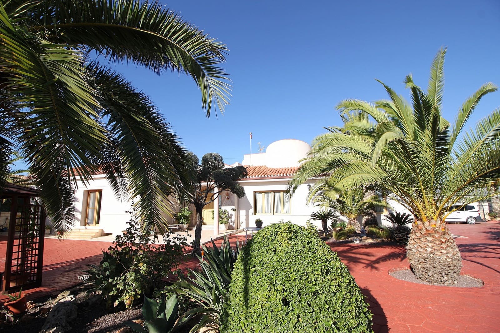 4 bedroom Villa for sale in Monovar / Monover with pool garage - € 649,995 (Ref: 5468238)