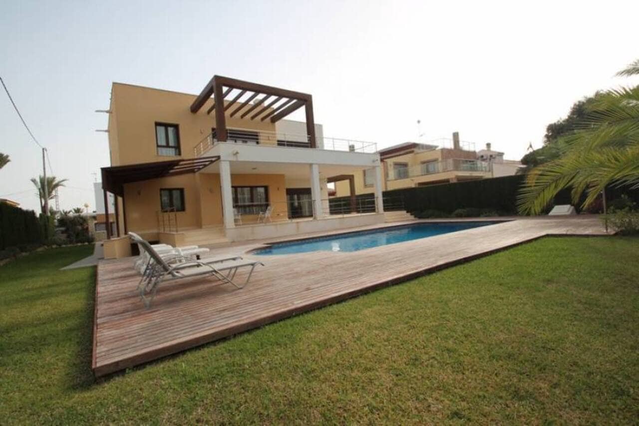 5 soverom Villa til salgs i Cabo Roig med svømmebasseng - € 1 995 000 (Ref: 5654227)