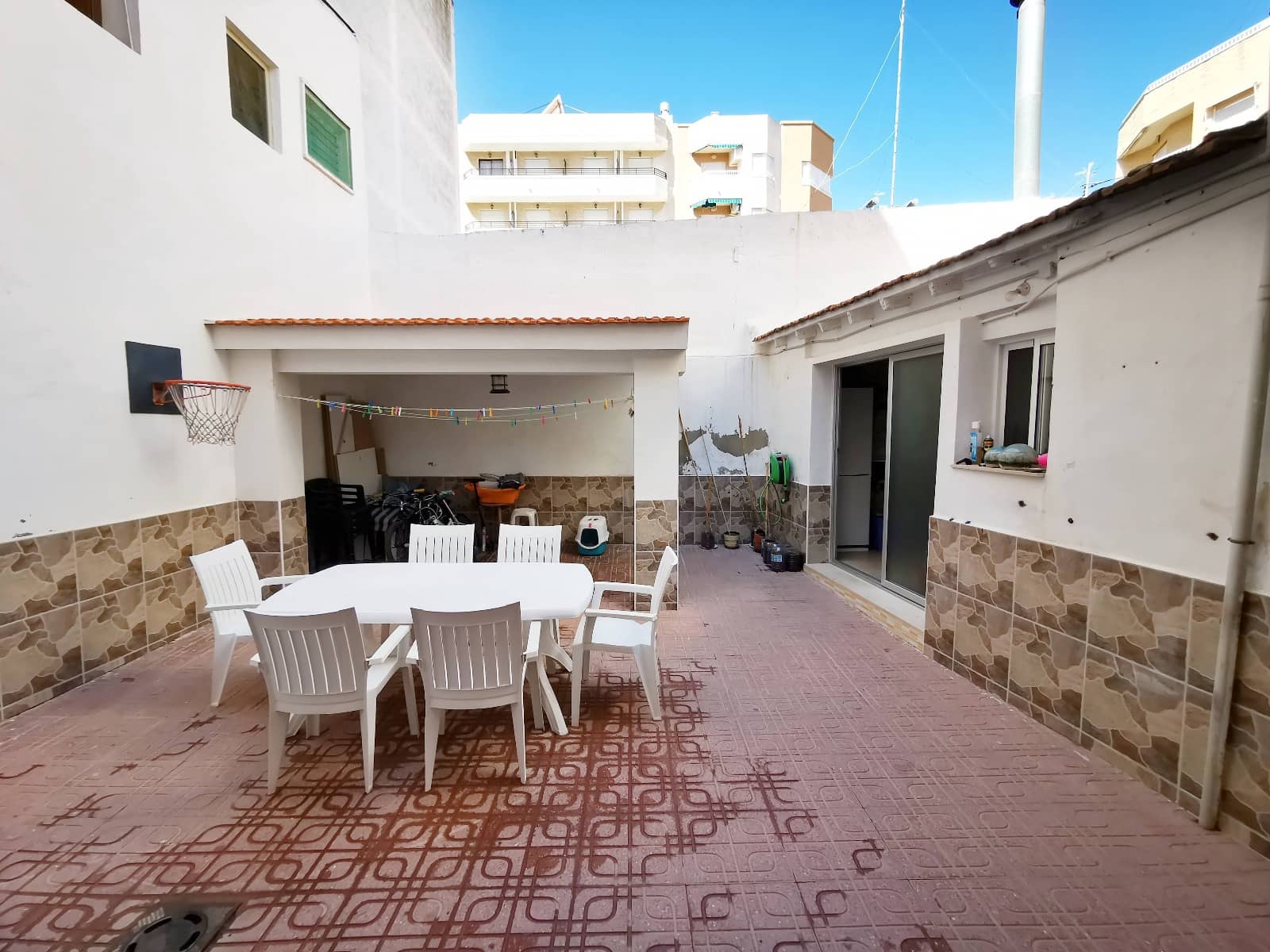 3 bedroom Villa for sale in Guardamar del Segura - € 147,000 (Ref: 6320227)