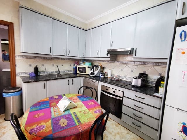 3 slaapkamer Villa te koop in Guardamar del Segura - € 147.000 (Ref: 6320227)