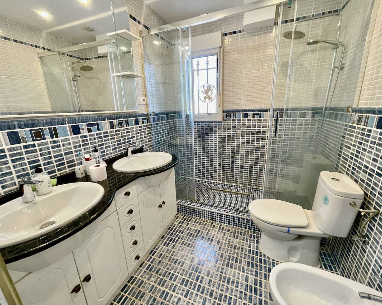 6 quarto Moradia para venda em Guardamar del Segura com piscina garagem - 900 000 € (Ref: 6483141)