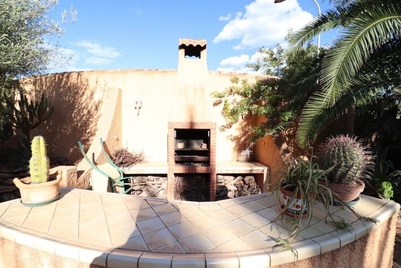 Chalet de 5 habitaciones en Torrevieja en venta con piscina garaje - 780.000 € (Ref: 7233450)