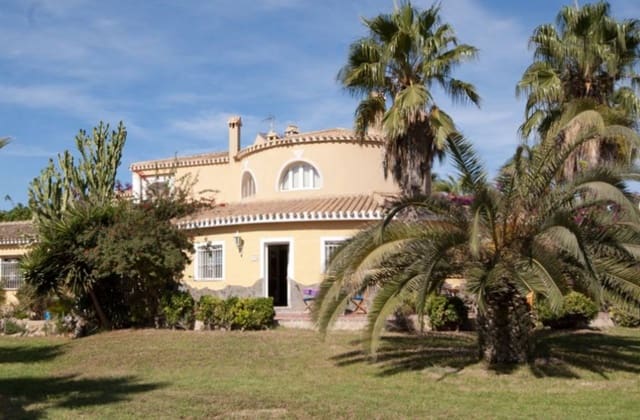 12 bedroom Villa for sale in Ciudad Quesada, Rojales with pool - € 2,500,000 (Ref: 7497204)