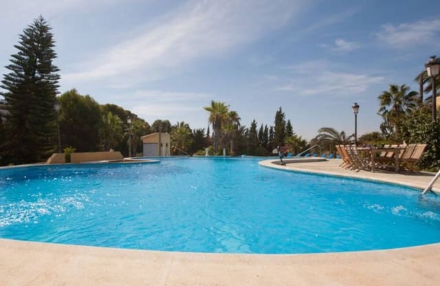 12 bedroom Villa for sale in Ciudad Quesada, Rojales with pool - € 2,500,000 (Ref: 7497204)