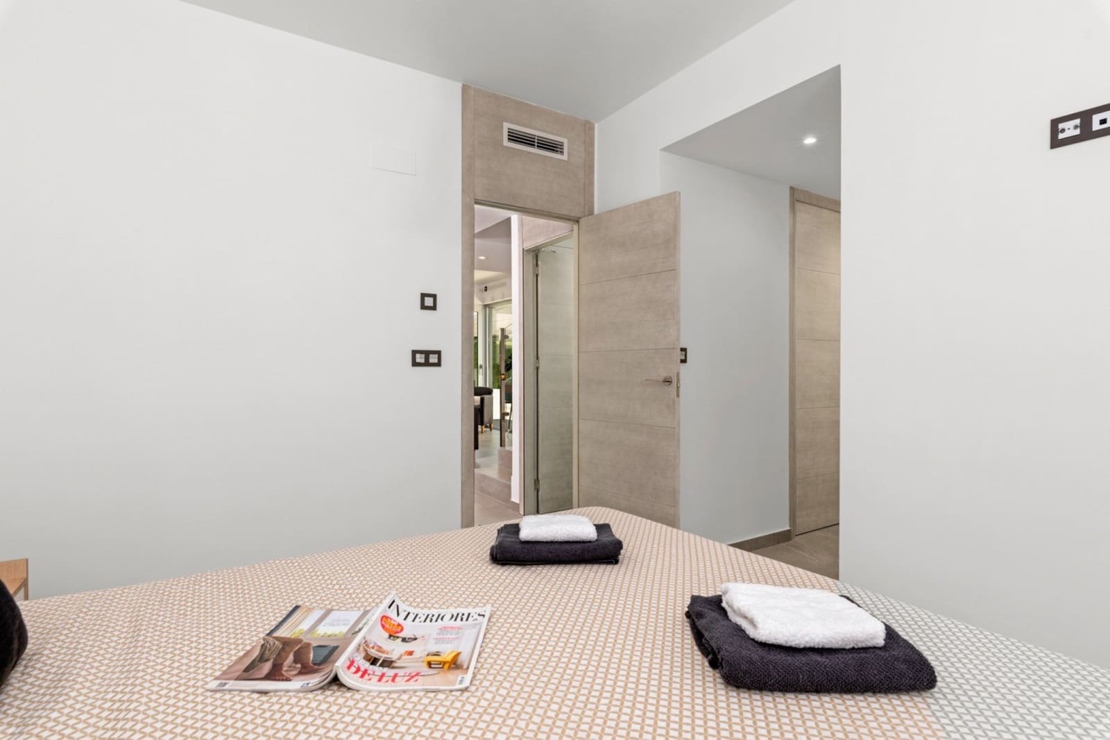 3 quarto Moradia para venda em Guardamar del Segura com piscina - 445 000 € (Ref: 7508625)