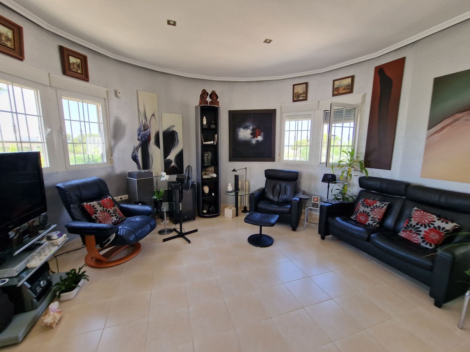 4 bedroom Villa for sale in San Fulgencio with pool - € 515,000 (Ref: 7747882)