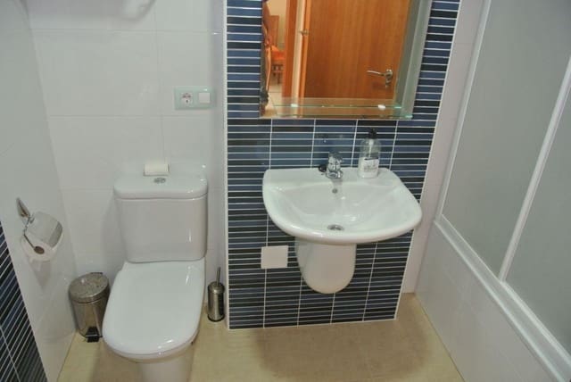 Apartamento de 2 habitaciones en Guardamar del Segura en venta - 269.950 € (Ref: 7774930)