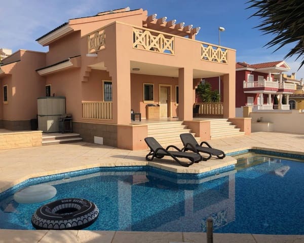 4 bedroom Villa for sale in Ciudad Quesada, Rojales with pool garage - € 520,000 (Ref: 7774965)