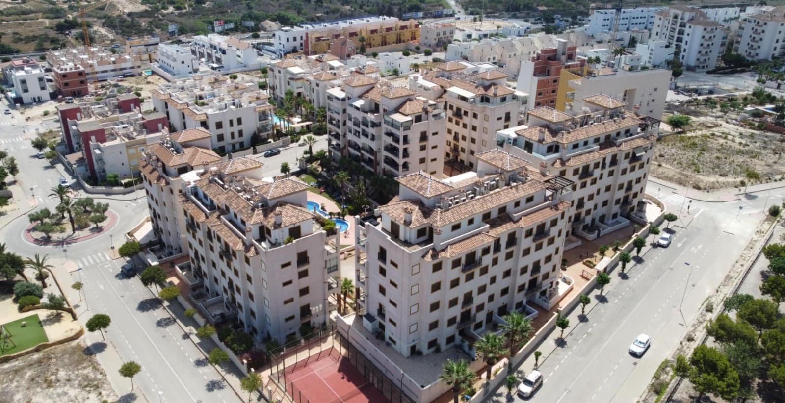 2 bedroom Apartment for sale in Guardamar del Segura with pool garage - € 341,600 (Ref: 7899707)