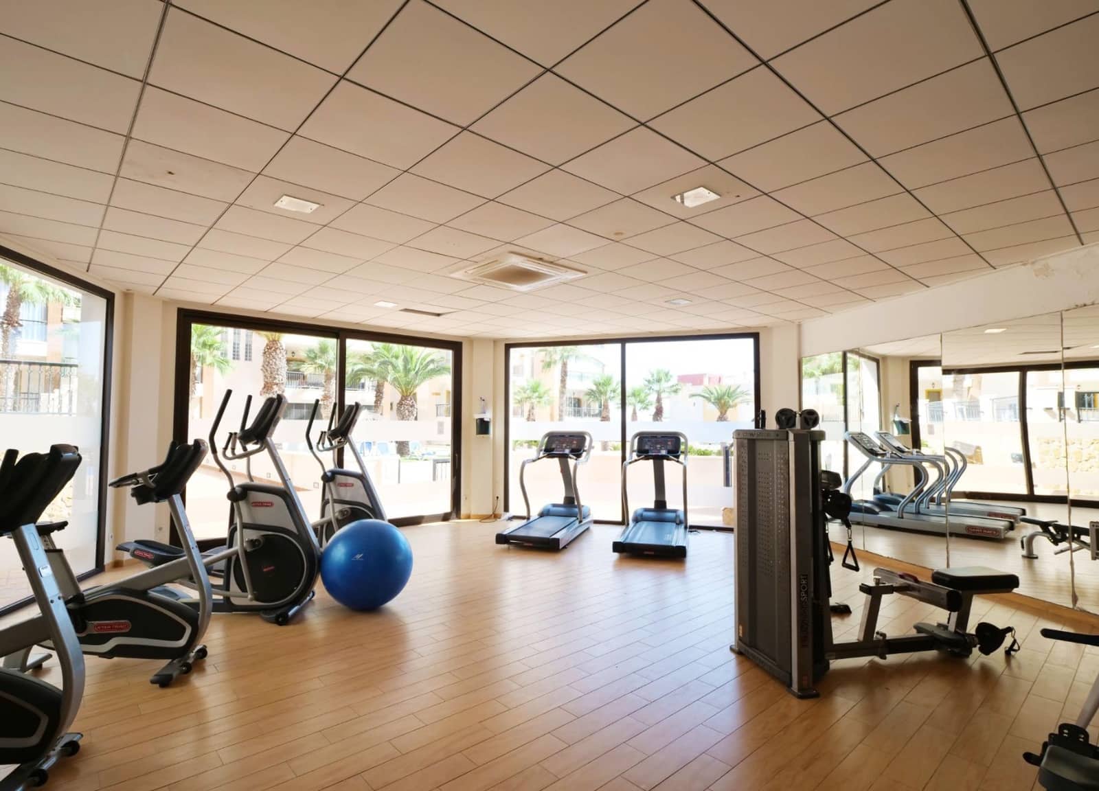 2 bedroom Apartment for sale in Guardamar del Segura with pool garage - € 341,600 (Ref: 7899707)