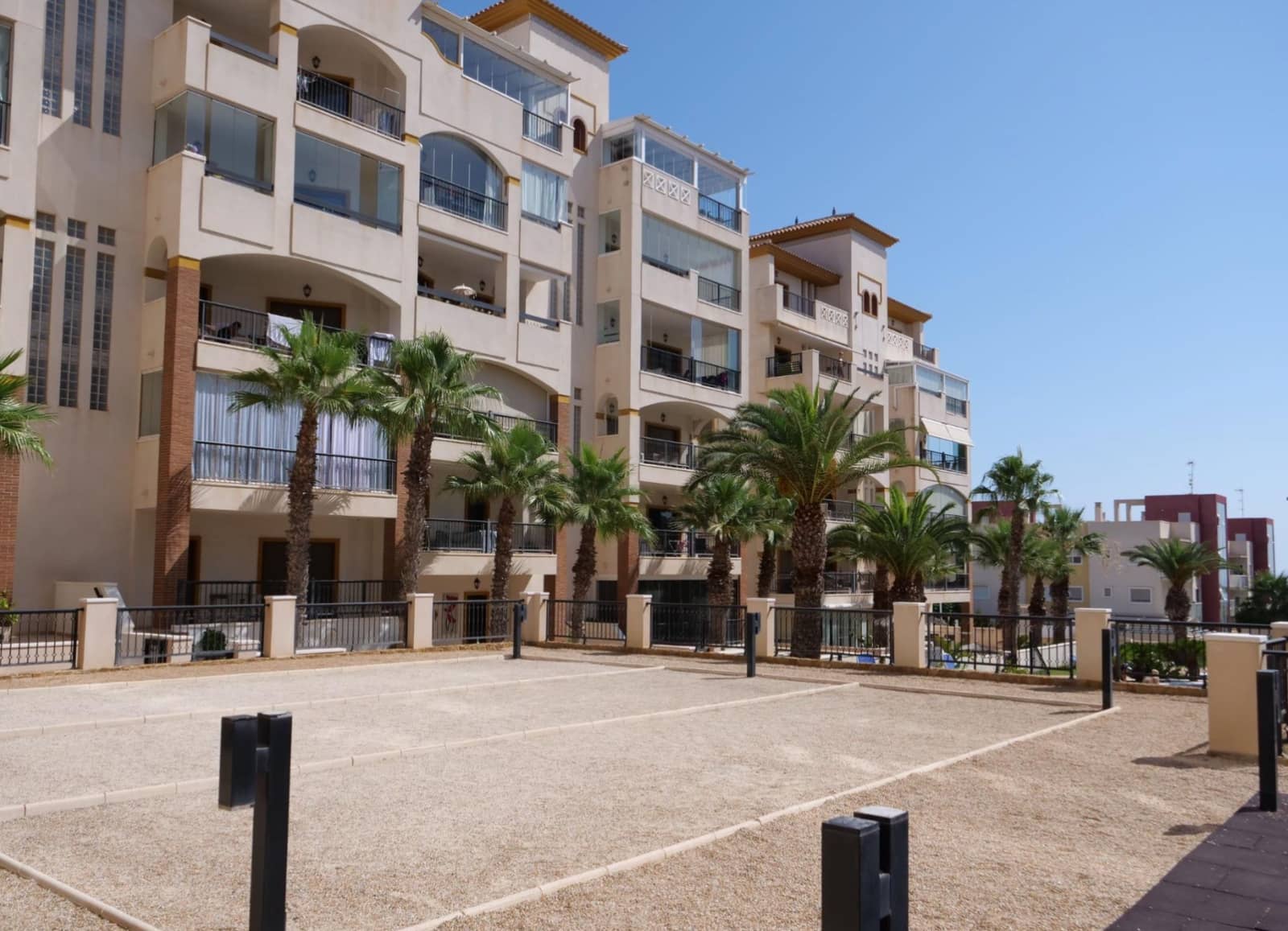 2 bedroom Apartment for sale in Guardamar del Segura with pool garage - € 341,600 (Ref: 7899707)