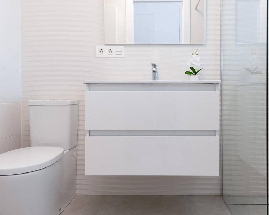 Chalet de 4 habitaciones en Benijófar en venta - 500.000 € (Ref: 8037426)