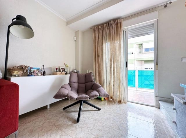 3 bedroom Apartment for sale in Guardamar del Segura - € 180,000 (Ref: 8048037)