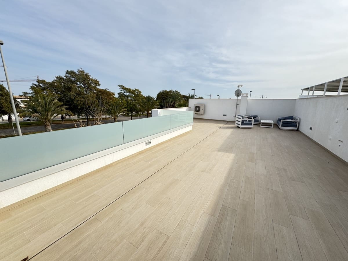 3 bedroom Villa for sale in Pilar de la Horadada with pool - € 429,950 (Ref: 8059852)