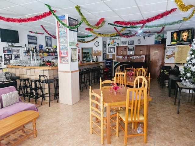 Local Comercial en Guardamar del Segura en venta - 169.500 € (Ref: 8059860)