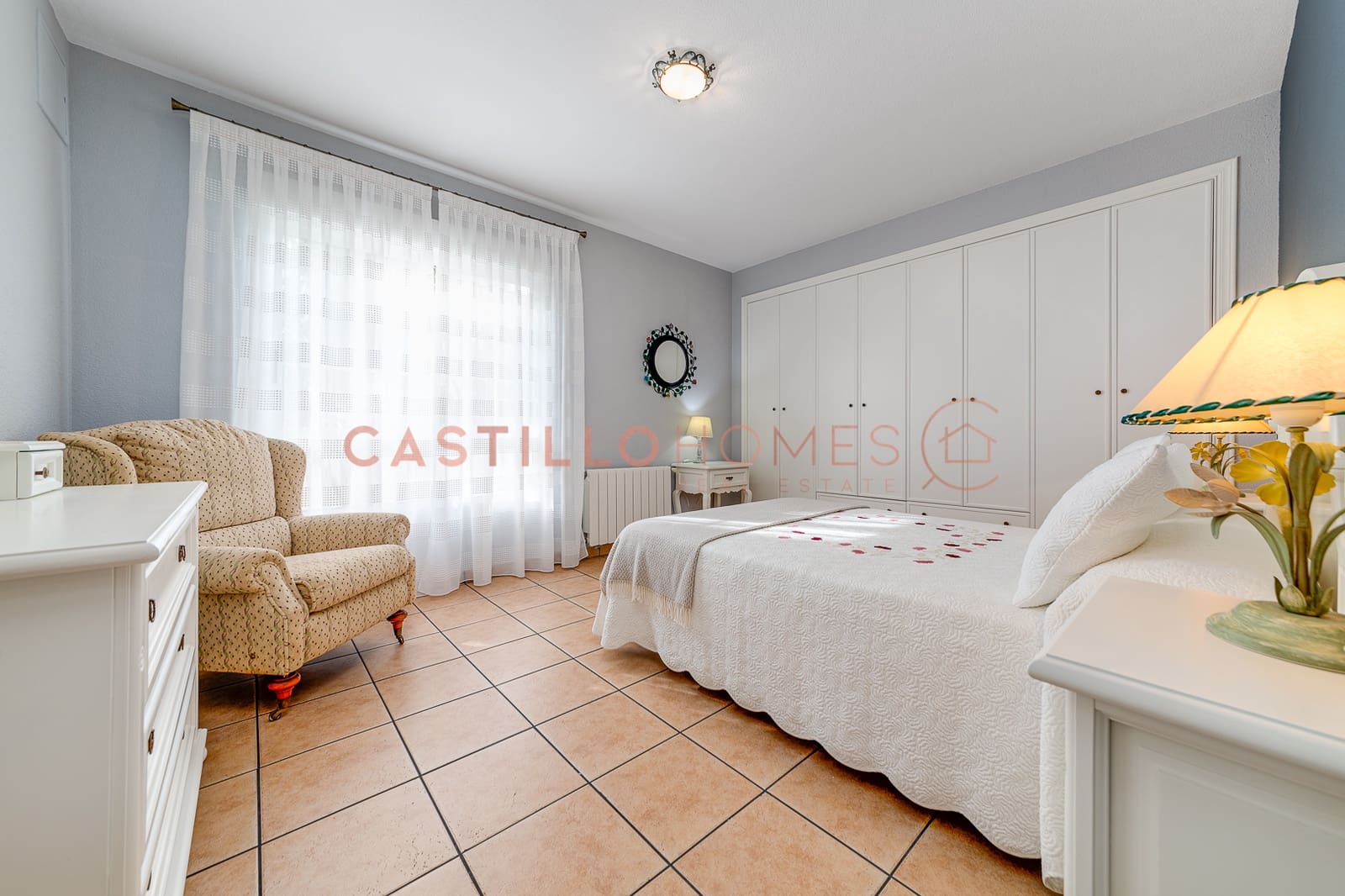 5 bedroom Townhouse for sale in Torrevieja with pool garage - € 1,599,000 (Ref: 8059889)
