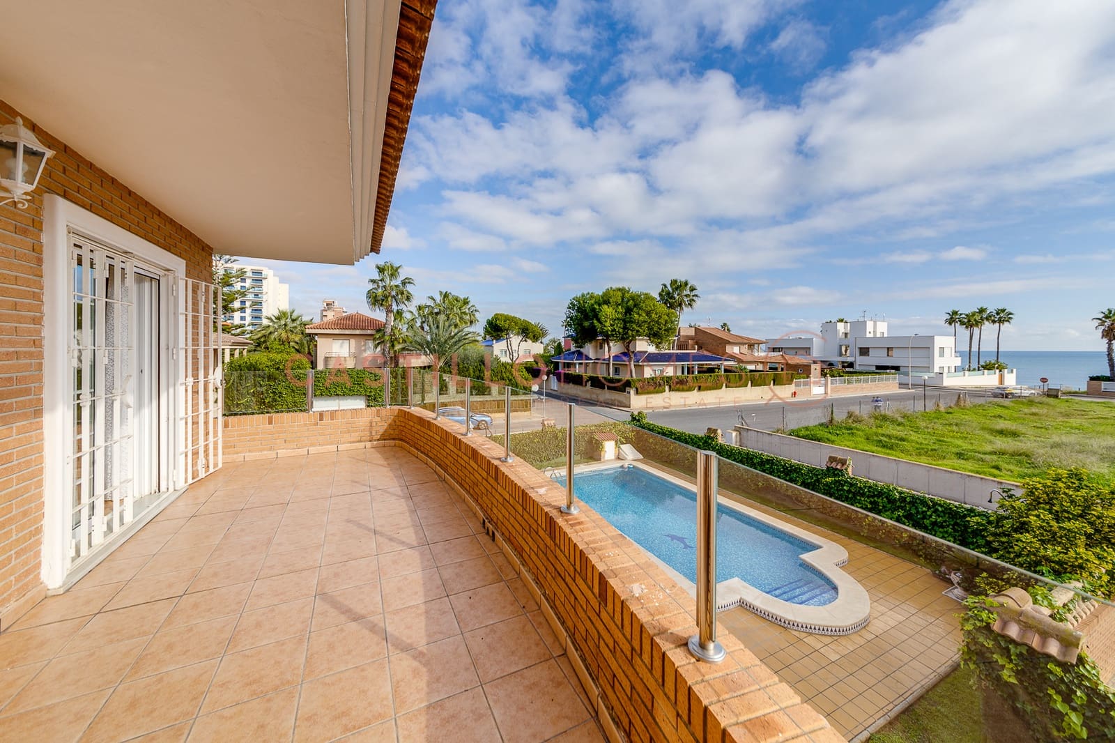 5 bedroom Townhouse for sale in Torrevieja with pool garage - € 1,599,000 (Ref: 8059889)