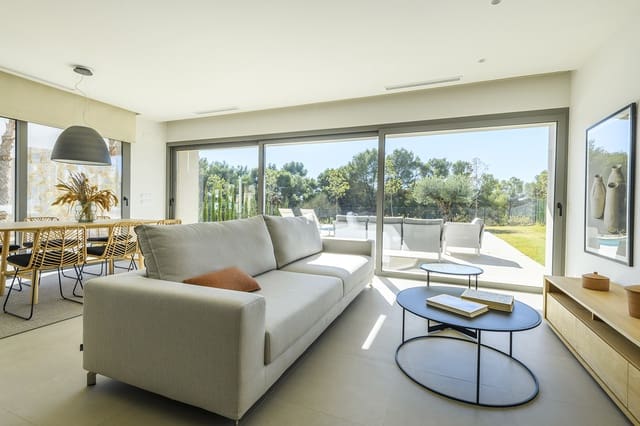 3 bedroom Villa for sale in Las Colinas Golf, Orihuela with pool - € 817,000 (Ref: 8123306)