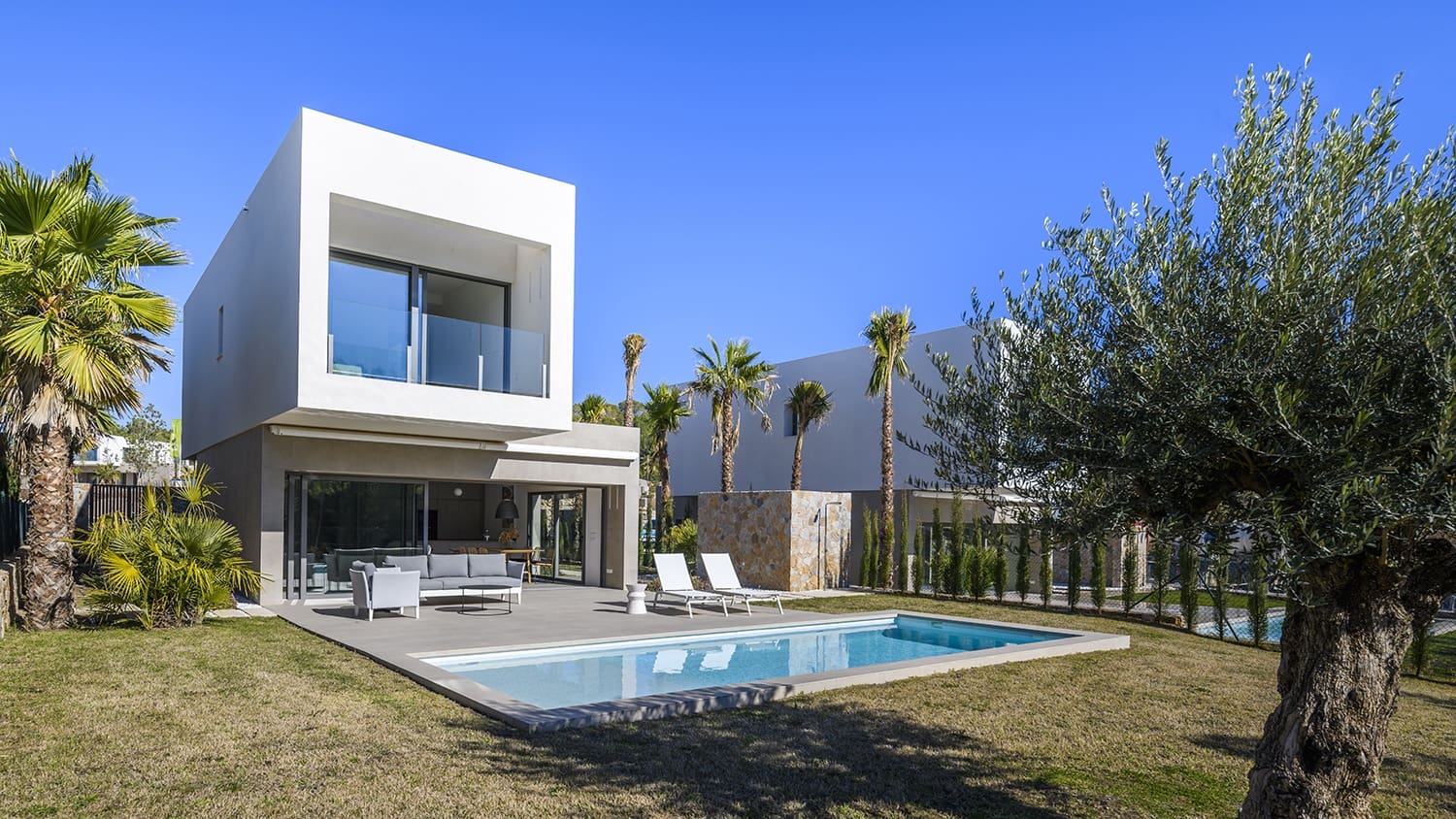 3 bedroom Villa for sale in Las Colinas Golf with pool - € 817,000 (Ref: 8123306)