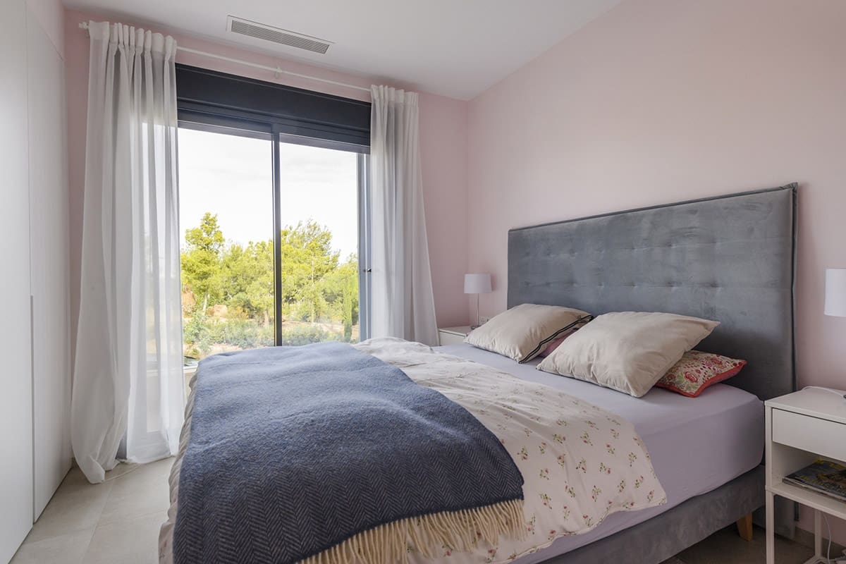 3 bedroom Apartment for sale in Las Colinas Golf with pool - € 610,000 (Ref: 8123308)